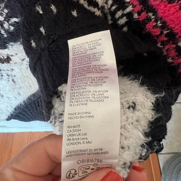 Anthropologie Pilcro V-Neck Fuzzy Printed Popover Sweater - Picture 15 of 15